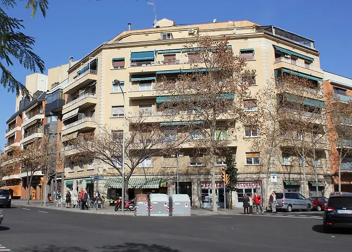 Felip - Spacious And Quiet Apartments & One With Terrace