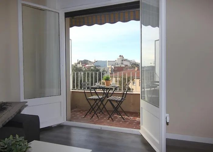 Felip - Spacious And Quiet Apartments & One With Terrace